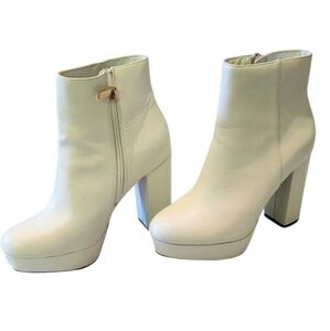 Elegant White‎ Ankle Boots